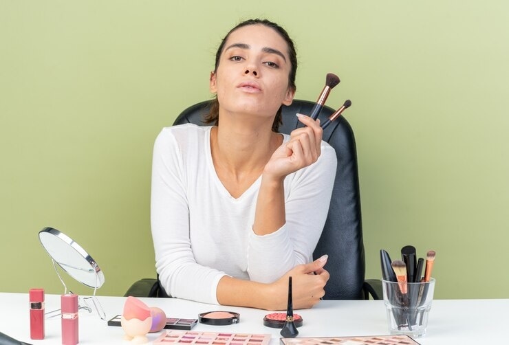 diy beauty tips makeup get spoiled due to sweat in summer then follow this tips 