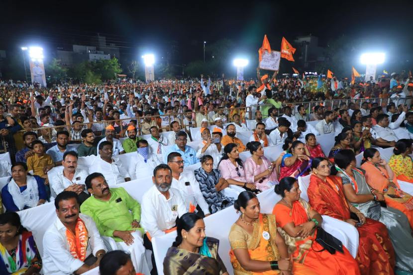 uddhav thackeray solapur sabha