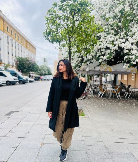 Hruta Durgule Prateek Shah Spain Vacation