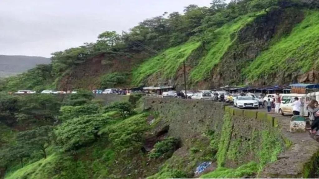 Varandh Ghat closed for traffic till May 30 Varandh Ghat closed for traffic till May 30