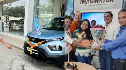 chetana bhat bought new car