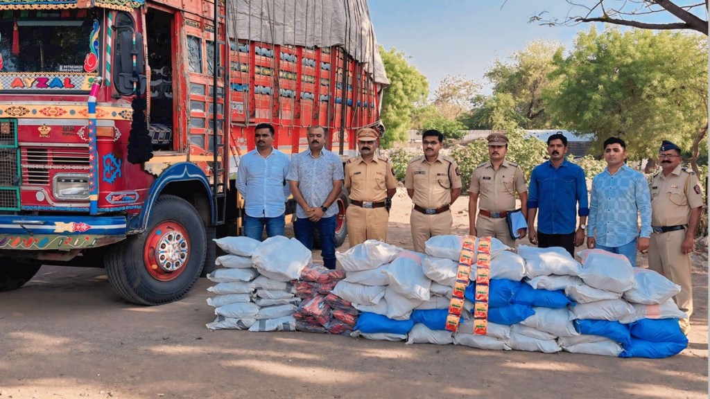 dhule crime news, dhule gutkha transport marathi news, dhule crime news, dhule gutkha transport marathi news,