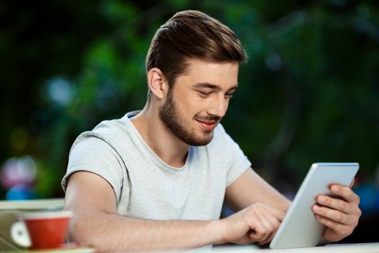 do not make these silly mistakes while searching of life partner online