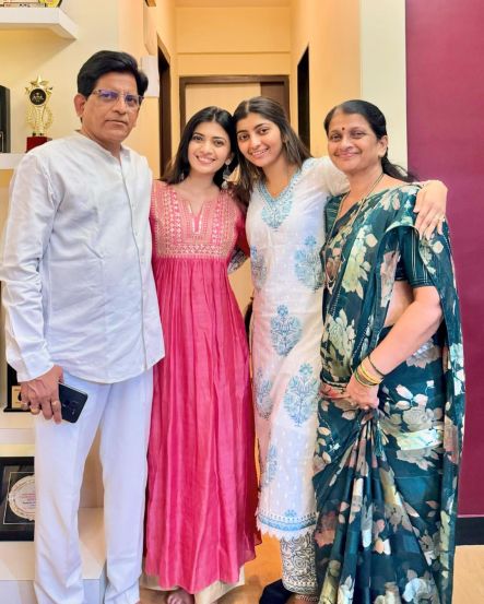 tharala tar mag fame actress ruchira jadhav bought new house