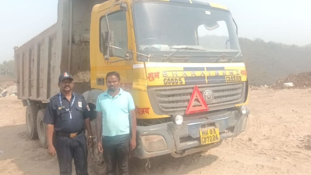 four dumpers of road waste are seized in panvel Action by CIDCO