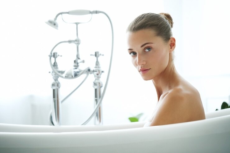 diy bathing rules of ayurvedic bathing expert on best time to take bath ideal temperature of water and more