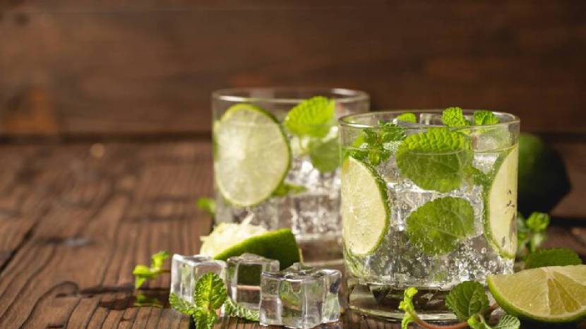 Soda Water Be Good For You Know The Side Effects Of Soda
