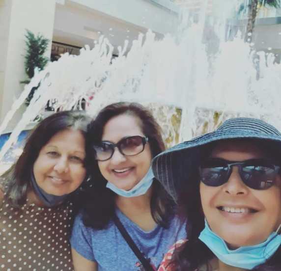 vandana gupte family