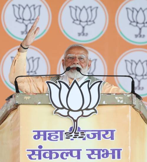 pm narendra modi slams rahul gandhi