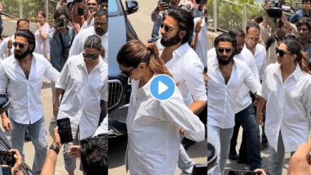 Deepika Padukone baby bump video