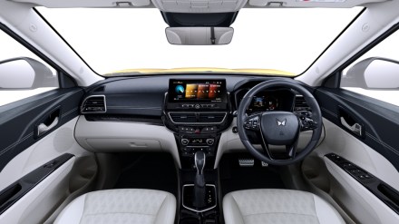 Mahindra XUV 3XO records 50000 bookings