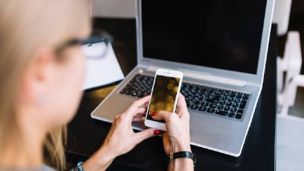 Want To Transfer send Your Photos From iPhone To PC or laptop This multiple Tricks Will Help You To Do It Quickly