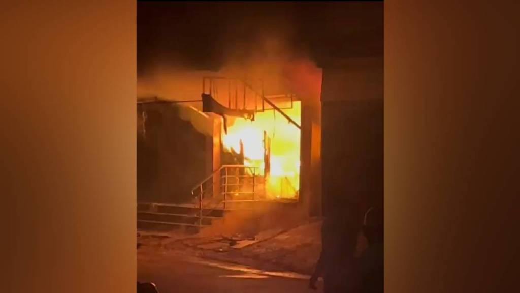 Sangli, Fire, Lakshmi Bazar,