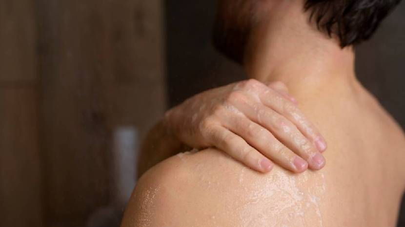Experts Answer Why You Should Take Shorter Showers During A Heatwave