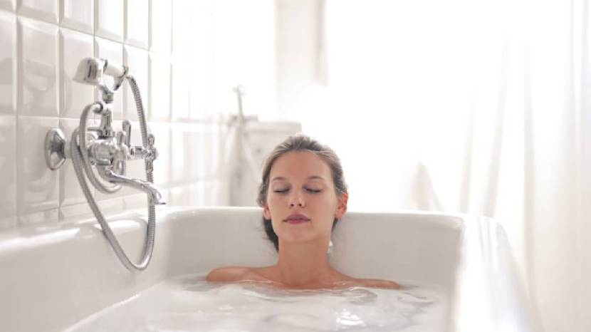 Experts Answer Why You Should Take Shorter Showers During A Heatwave