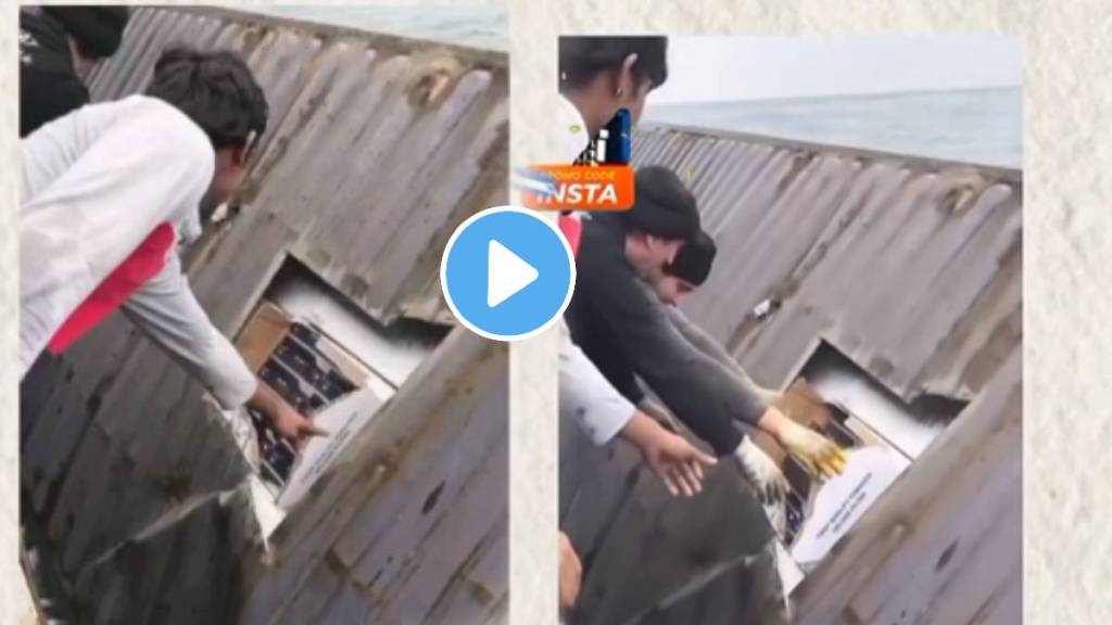 iphone container found in sea drowned in the Ocean video iphone container found in sea drowned in the Ocean video