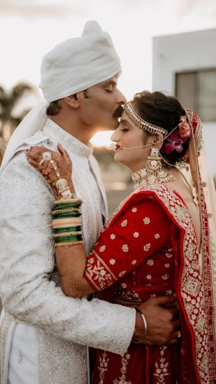 Sumeet Pusavale Wife Monika
