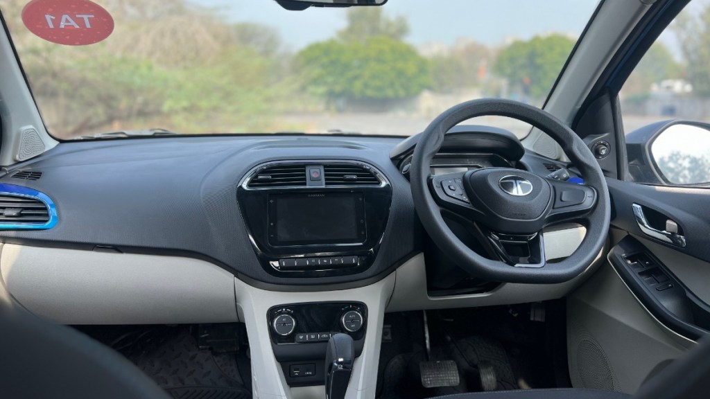 Tata Tiago iCNG