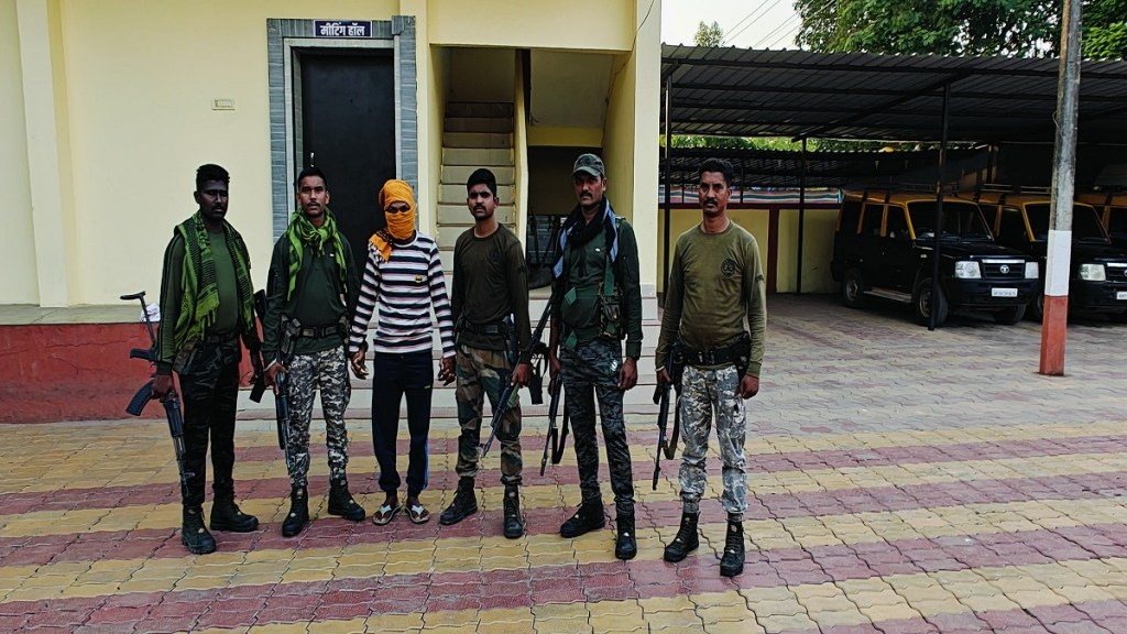 Naxal supporter arrested, Naxal supporter arrested,