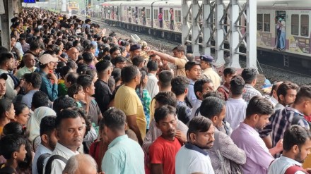 Railway traffic, disrupted, pole, Railway traffic, disrupted, pole,
