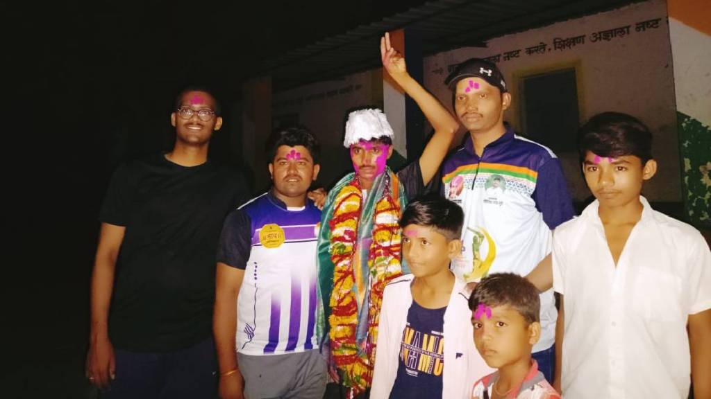 beed district, 10th examination, 11th attempt, villagers, celebration, procession beed district, 10th examination, 11th attempt, villagers, celebration, procession