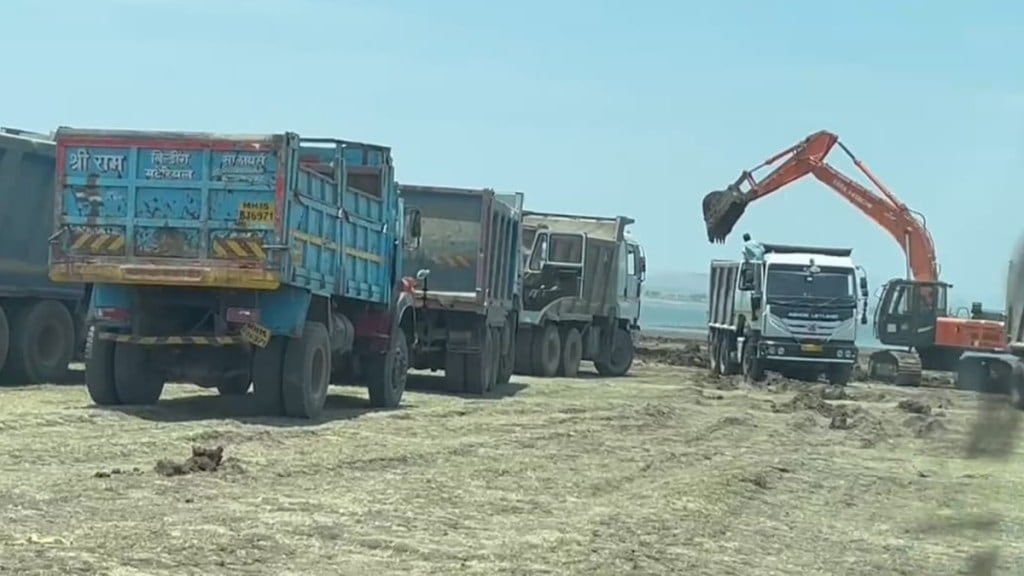 nashik dam sediment marathi news, gangapur dam silt removal process marathi news, gangapur dam marathi news