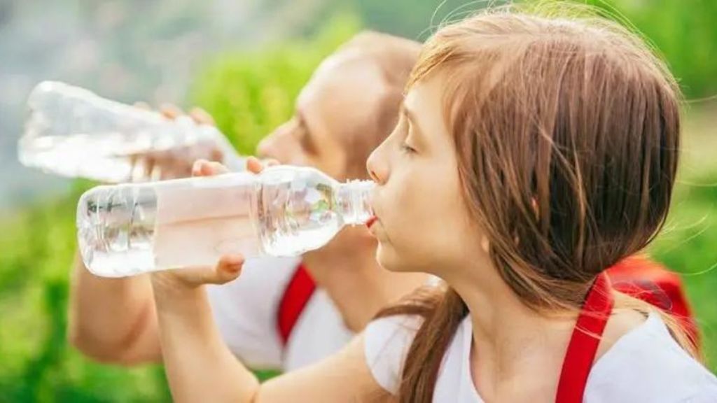 Children should be given water break in schools advises by paediatrician