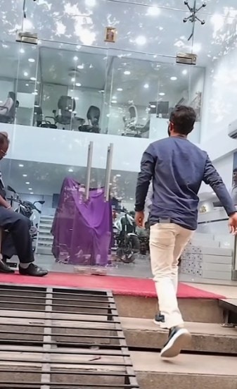 dattu more wife gifted him new bike