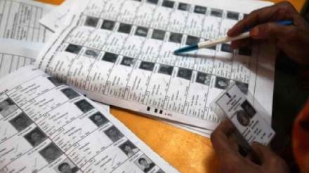 Names of dead persons migrants in voter list BJP gave evidence nagpur