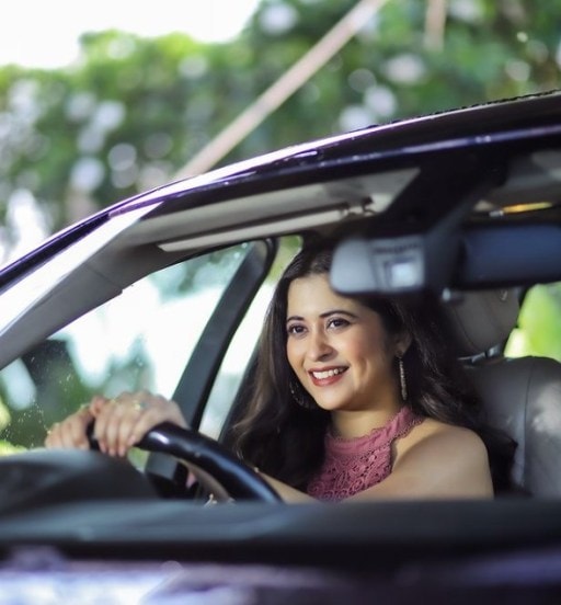 tula pahate re fame gayatri datar comeback on television