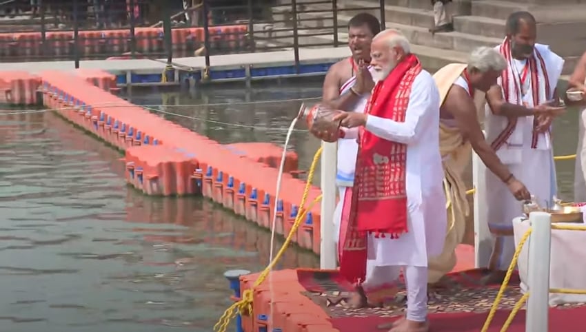 pm modi in varanasi