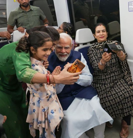 prime-minister-narendra-modi-salary-total-property 