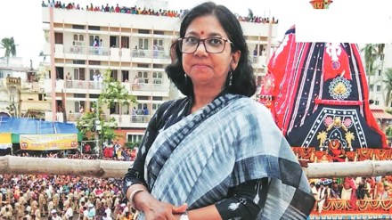 congress candidate sucharita mohanty returns ticket over shortage of fund