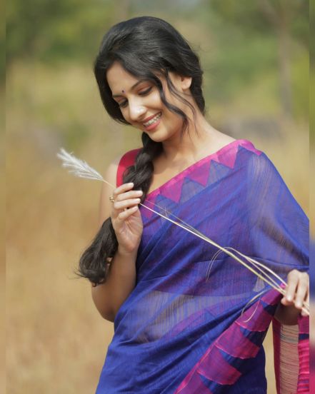 Tejashree Pradhan stylish look classy photo shared on social media