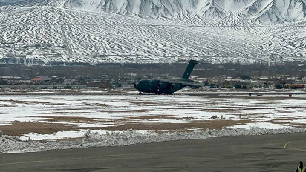 5 jawan killed in flood