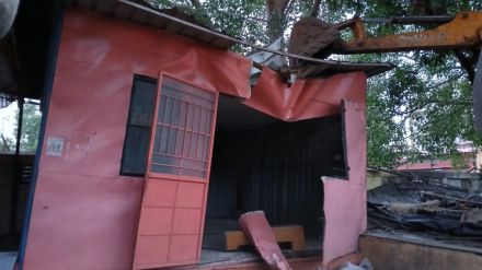 Clearance of encroachment recovery of premises rent from Vasant Gite Devyani Farandes demand