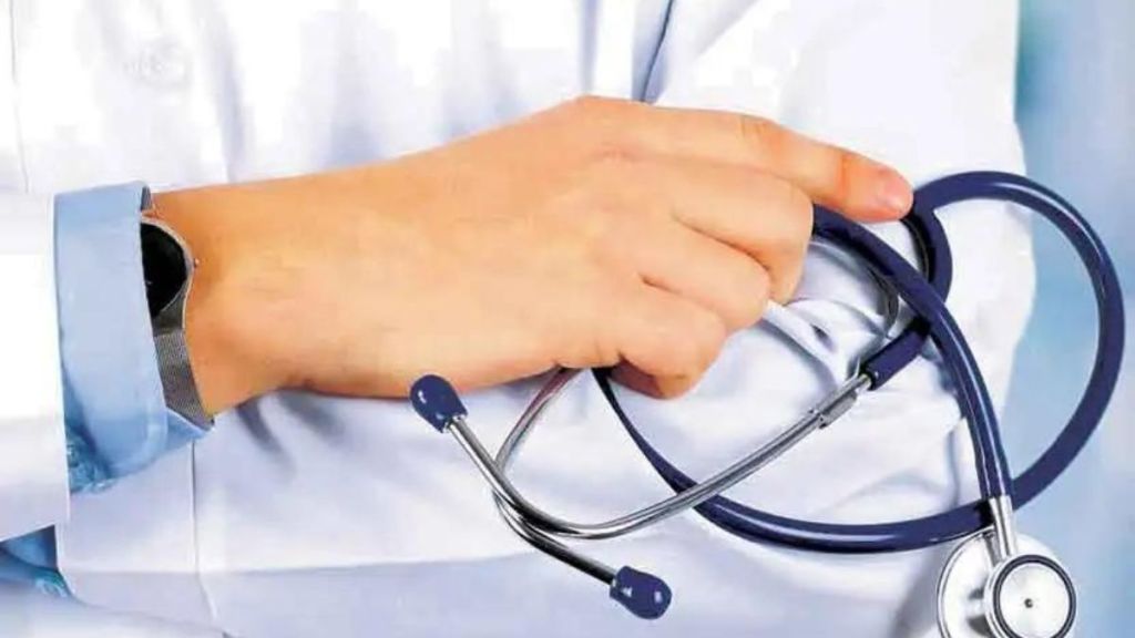 fake doctor from Kolkata start Hospital Borgaon punji