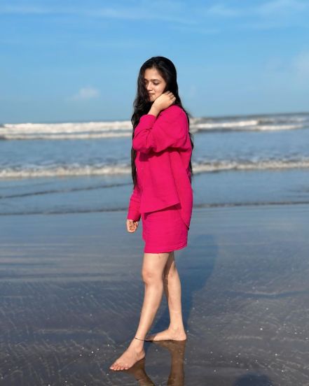 Gautami Patil photos near sea in western look went viral on social media