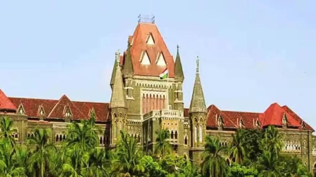 High Court question to State Government Municipal Corporation about making hawkers free street