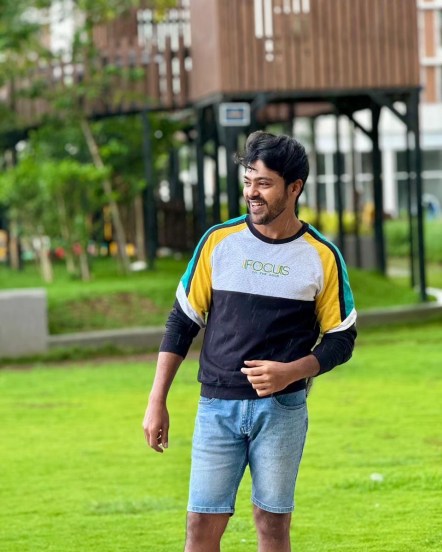 Hrishikesh Shelar Enjoys Monsoon 2024