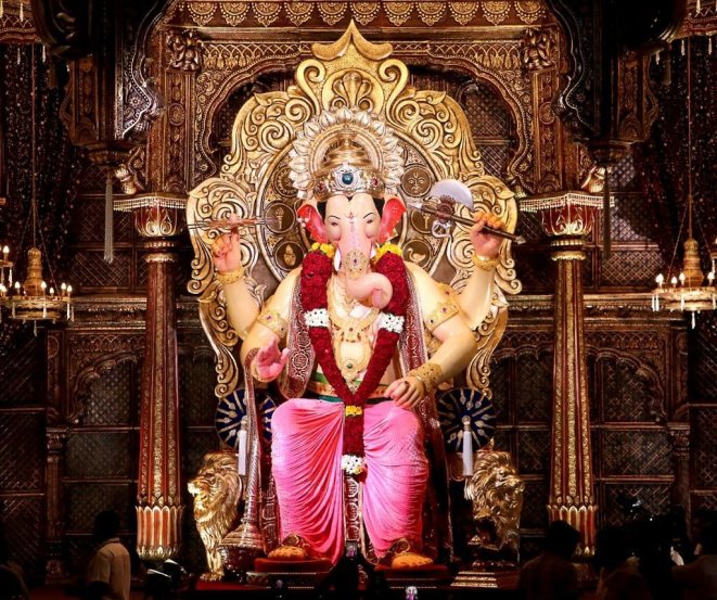 Lalbaugcha Raja Ganesh Muhurat Puja