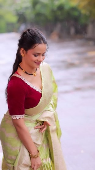 Madhura Joshi Saree Look