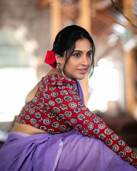 aai kuthe kay karte fame Madhurani Gokhale new photoshoot viral