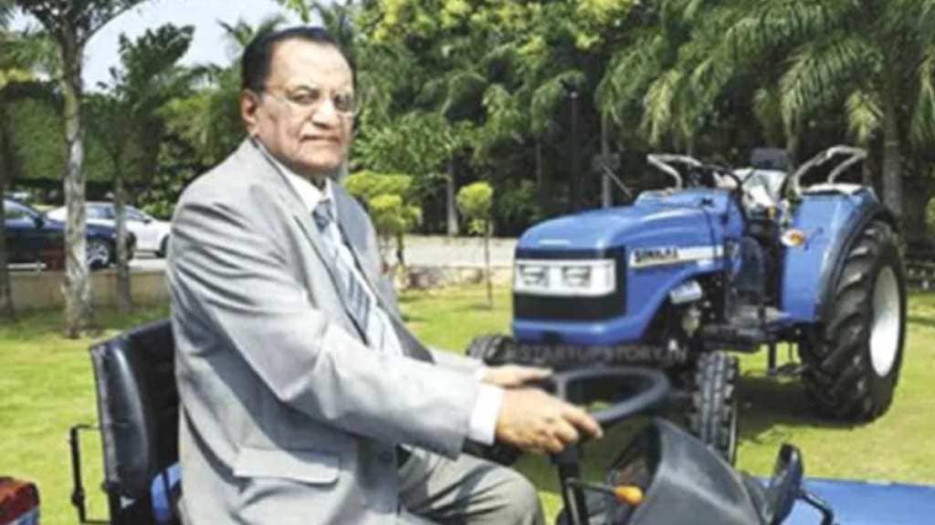 23 thousand crores company built by working as an LIC agent