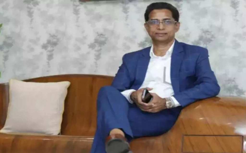 From driving an autorickshaw to building an 800-crore company