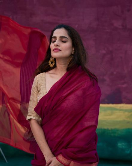 Priya Bapat Pink Saree