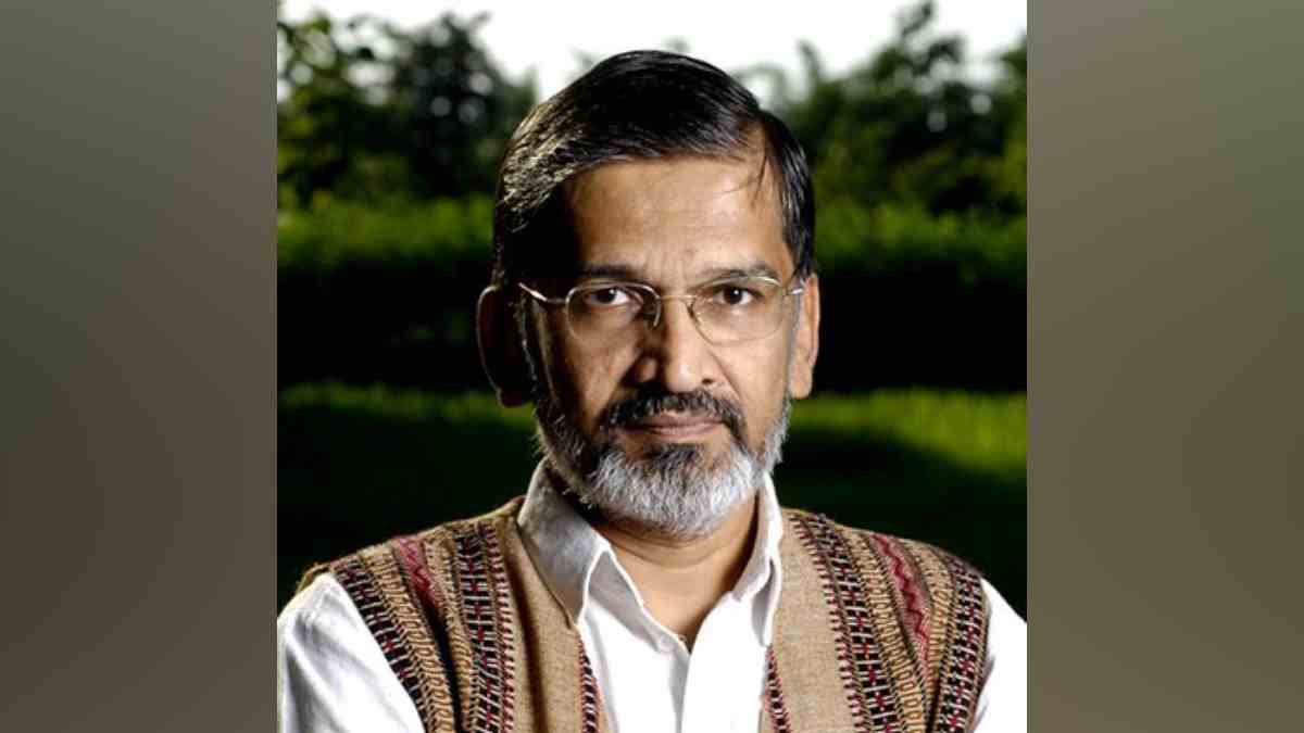 महाराष्ट्राला दारूबंदी नव्हे तर दारू नीतीची गरज, ज्येष्ठ समाजसेवक डॉ ...