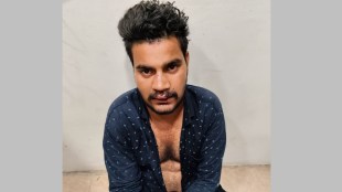 Mobile thief dies in mob attack marathi news