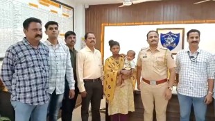 Kidnapping of baby sleeping in mother s lap