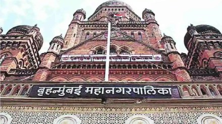 mumbai footpath encroachment marathi news